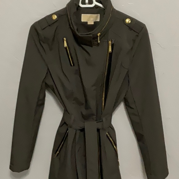 Michael Kors Jackets & Blazers - 2x Host pick!! 💃🏁💯Michael Kors, khaki, gold trimmed, fleece lined jacket. Sm